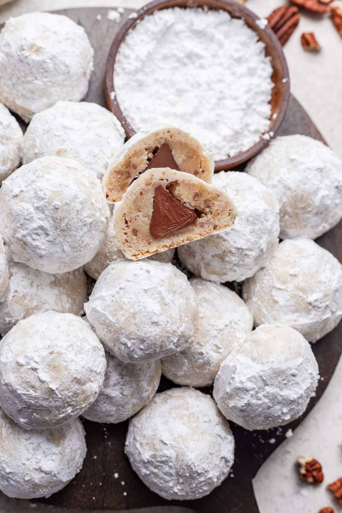 Snowball Kiss Cookies Recipe: Delightful Holiday Treats